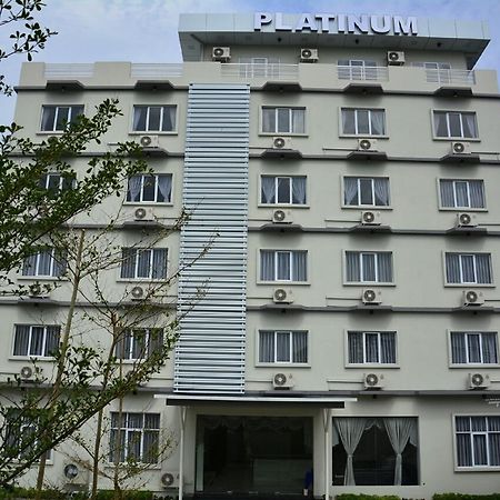 Platinum River View Hotel Rangoon Buitenkant foto