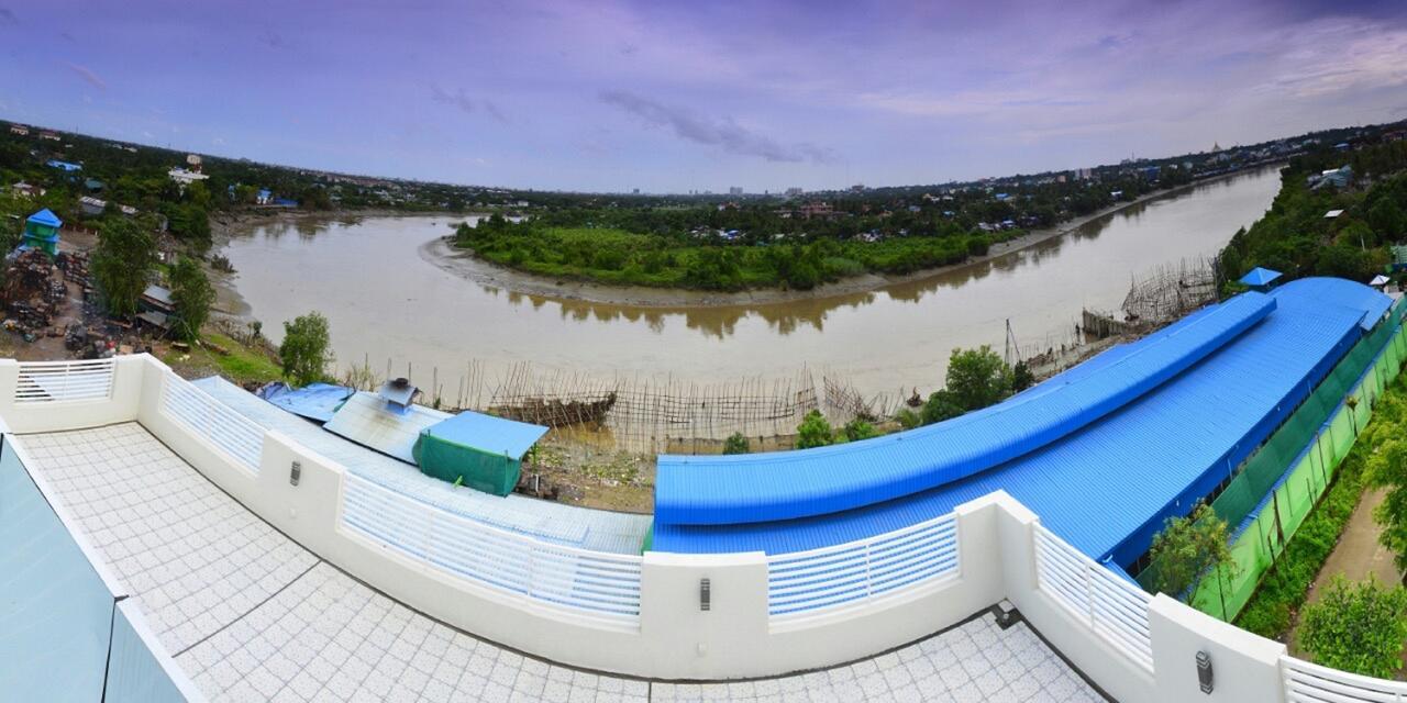 Platinum River View Hotel Rangoon Buitenkant foto